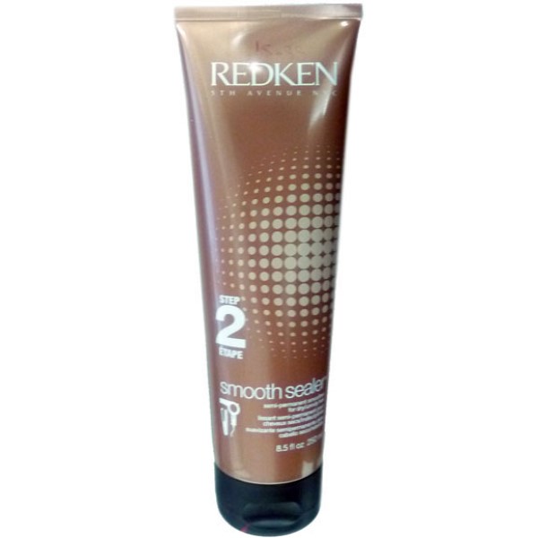 Redken Smooth Lock | Step 2 Smooth Sealer - MyHairandBeauty.co.uk